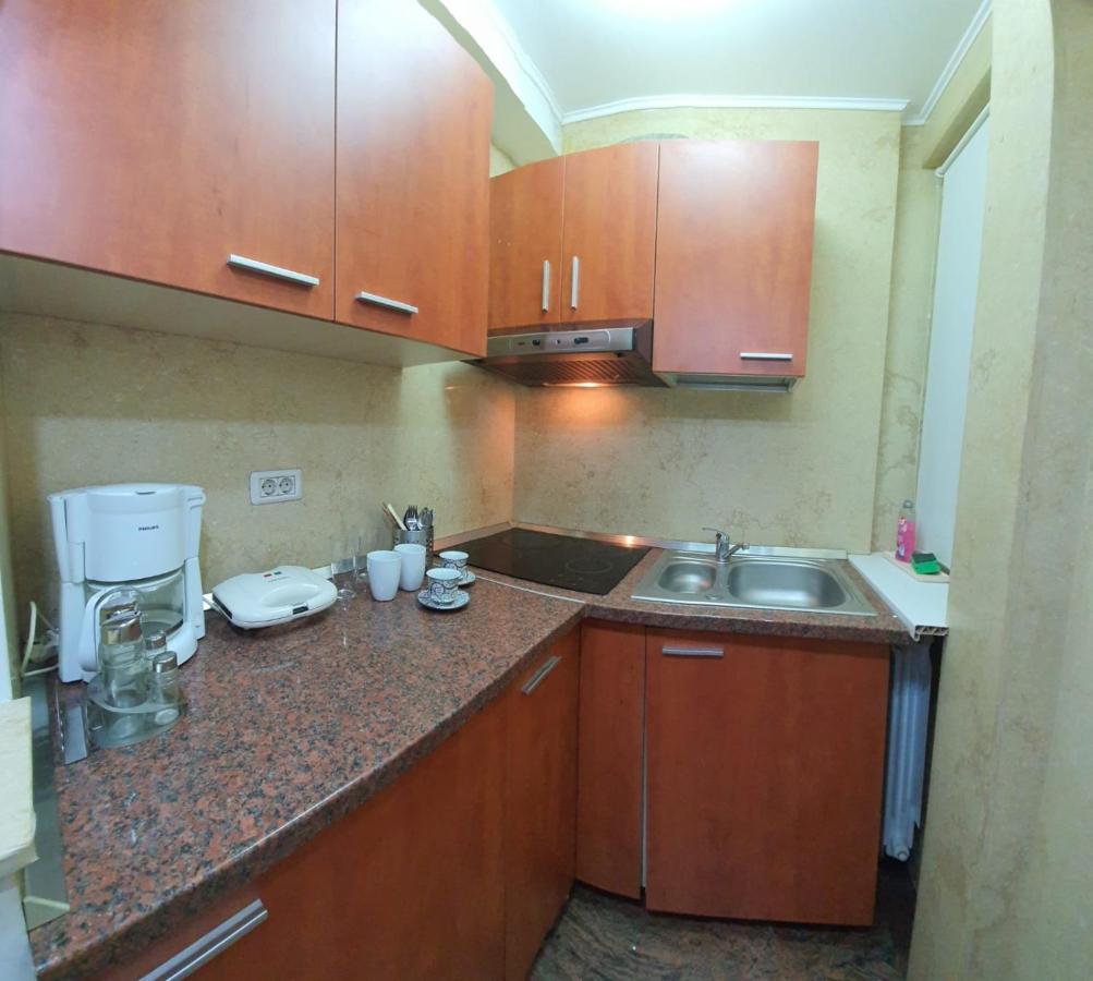 Grand Central Accomodation Doamnei2 Бухарест Екстер'єр фото